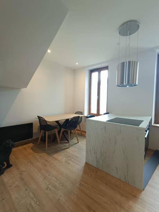 # Le Beffroi# Maison# Murol Exterior foto