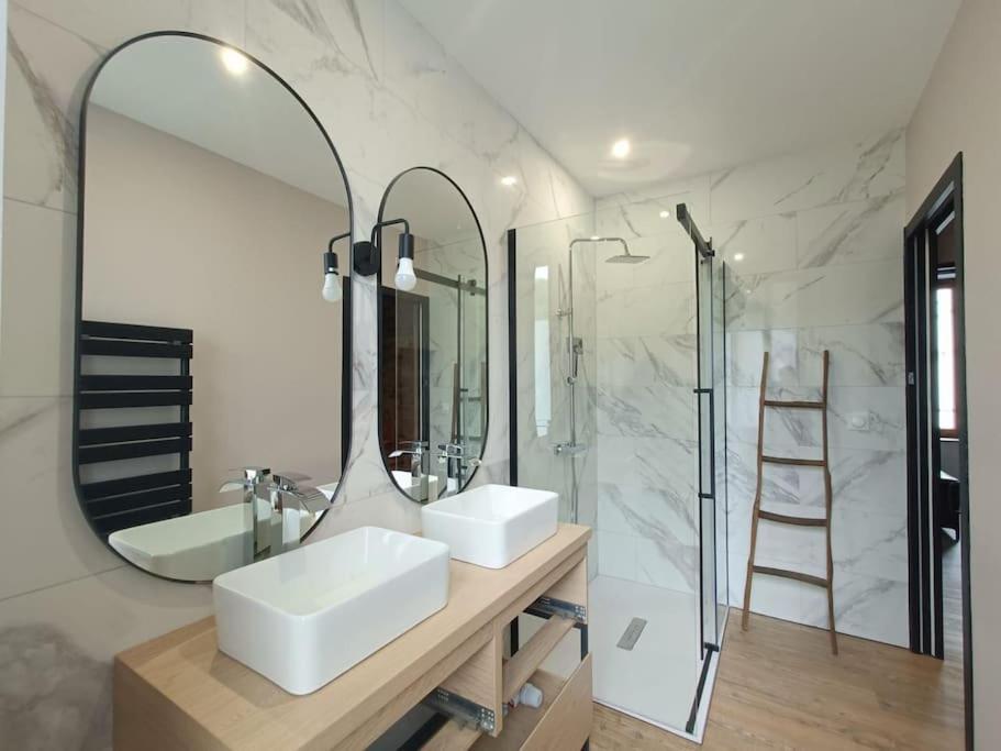 # Le Beffroi# Maison# Murol Exterior foto